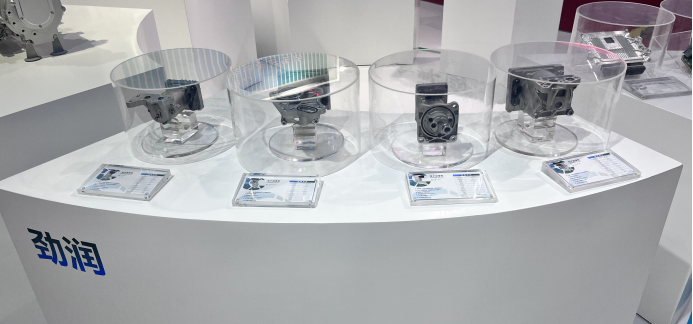 1682676656663699.png 馳騁未來(lái)3.png